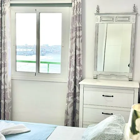 Costamar Infinite Sea Views By Deihu Experiences شقة